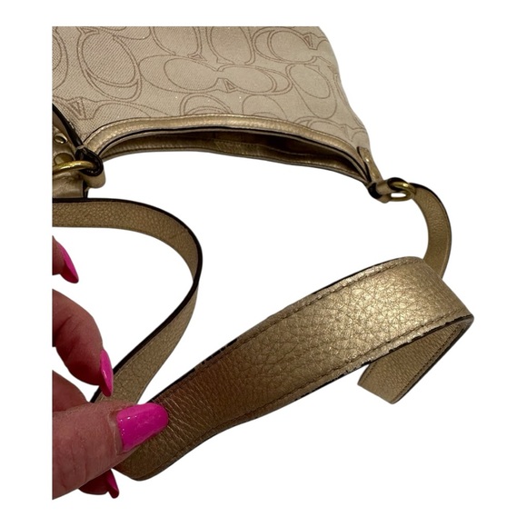 Coach Vintage Penelope Signature Crossbody Bag F19260 Linen Gold Metallic Y2K - Picture 15 of 16